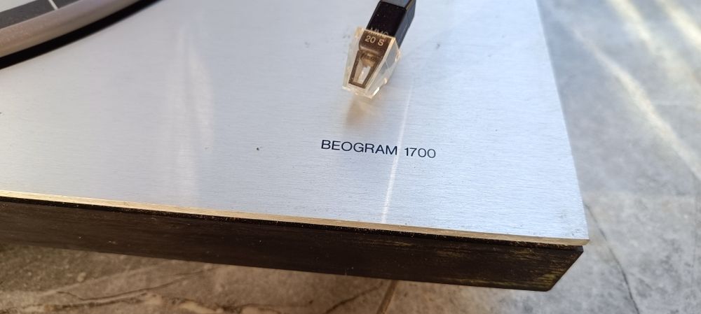 Bang olufsen beogram 1700