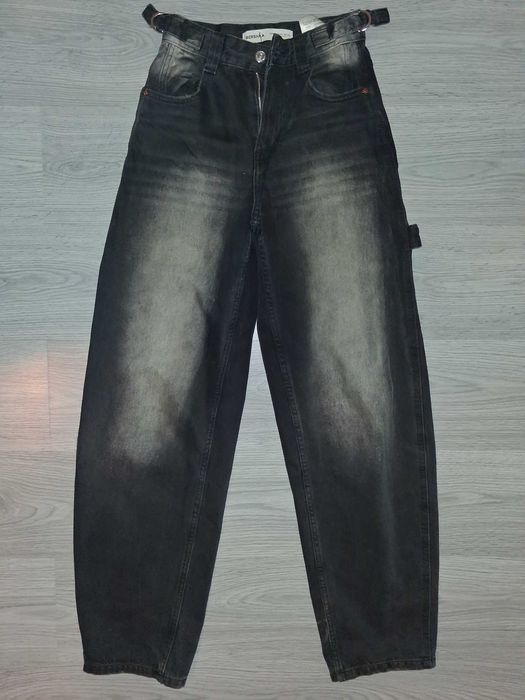 Джинси baggy від Bershka