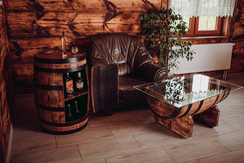 Stylowy barek z beczki dębowej – solidne wykonanie |