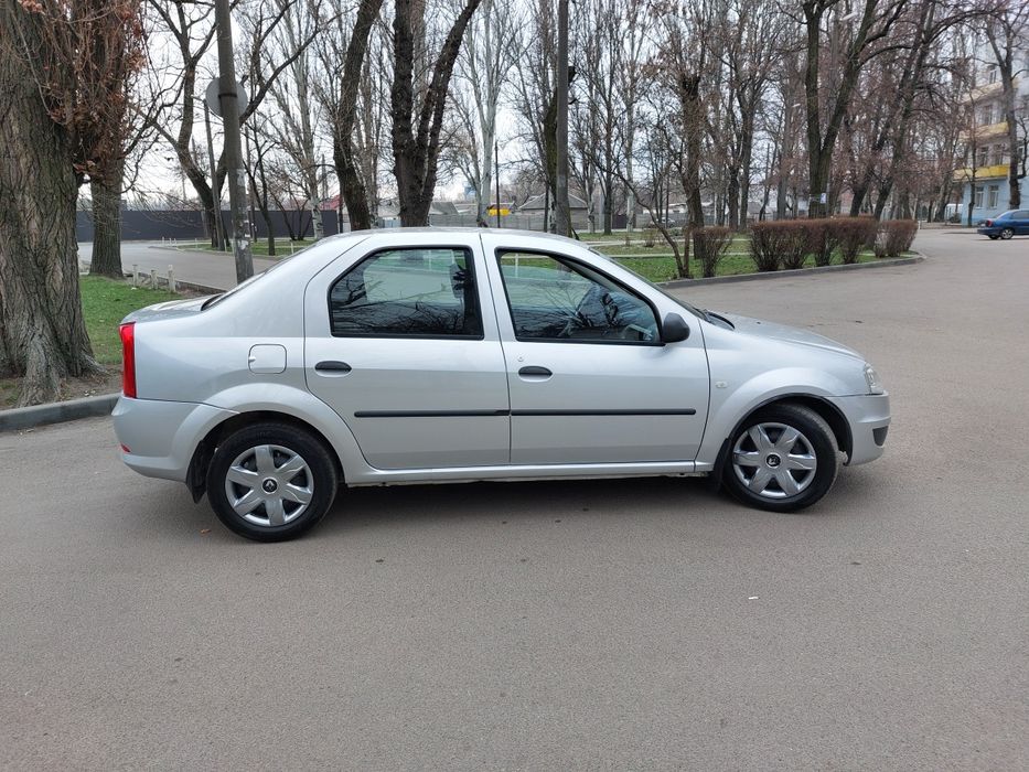 Рено логан 2012г 1.5турбо Дизель