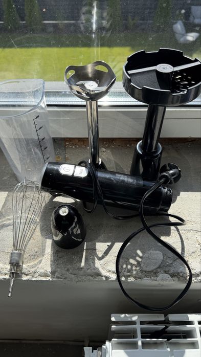 Блендер ручний Electrolux ESTM3400