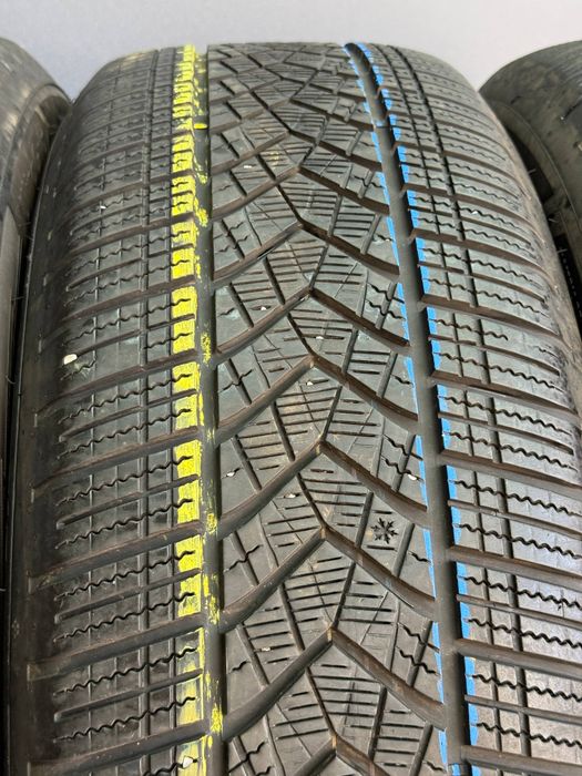 Шины БУ 235 60 R 20 Goodyear UltraGrip Perfomance+ Зима Комплект