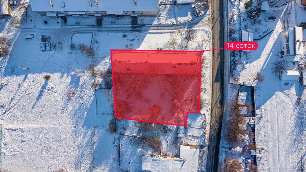 складське чи виробниче приміщення, колишнє зерносховище с.Підгірне.