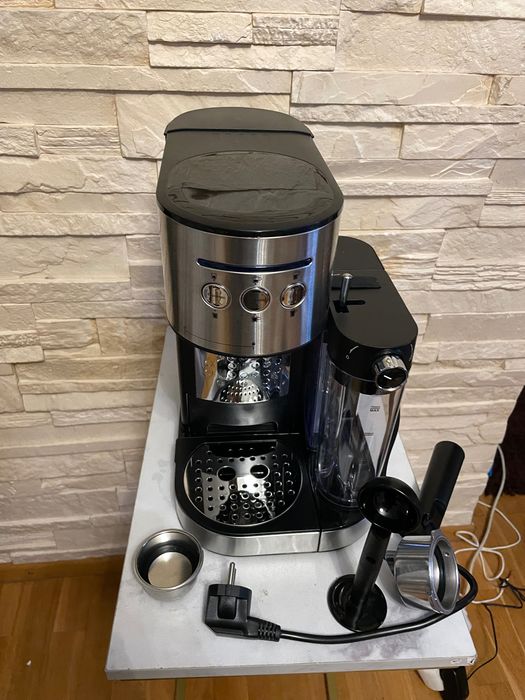 Kolbowy ekspres ciśnieniowy BluMill Caffee machine 1470 W srebrny