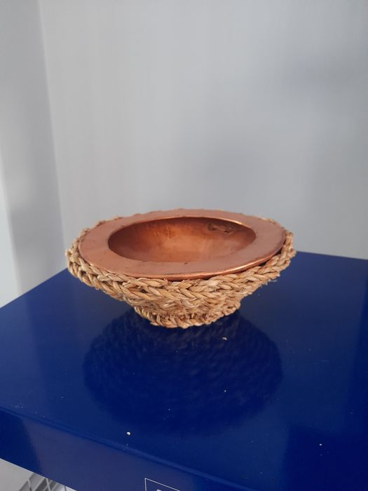 Cestos com interior metalico