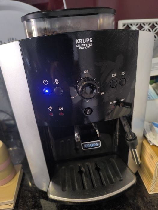 Máquina café automática Krups