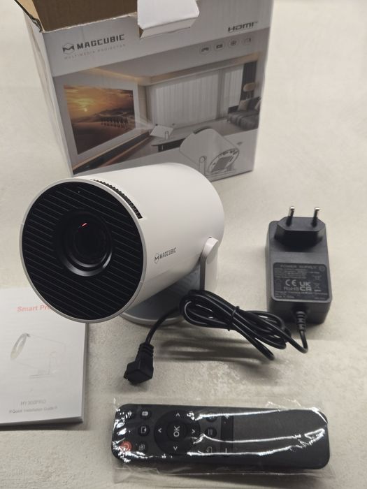 Портативный проектор Magcubic HY300 PRO Smart Android TV