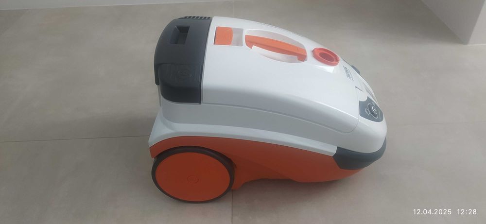 Пилосос миючий з аквафільтром Thomas TWIN AQUAWASH PET