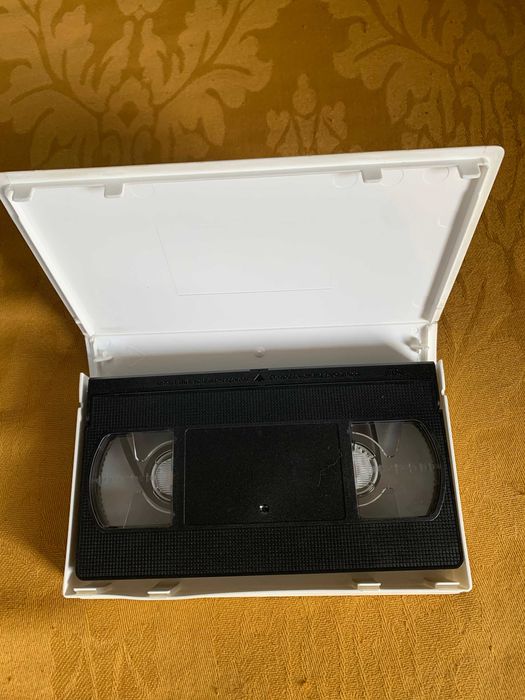 Jaskinia Niedźwiedzia perła polskich jaskiń - kaseta VHS