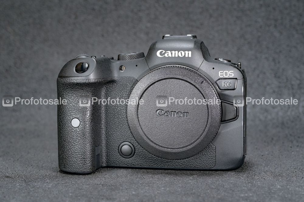 Фотоапарат Canon EOS R6