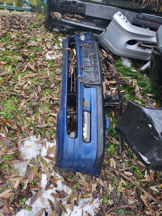 BMW E 46 Zderzak  Przód Przed Lift  stan BDB   Lampa  Pas przód