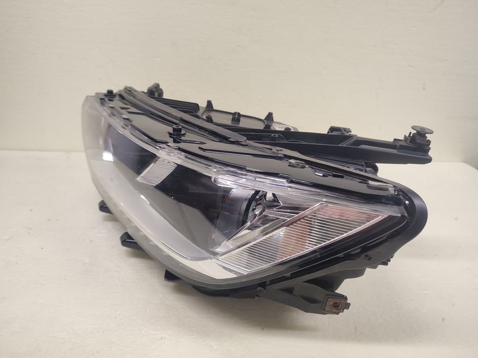 Lampa Reflektor Lewy Przód VW Passat B8 Full Led 17r Oryginał