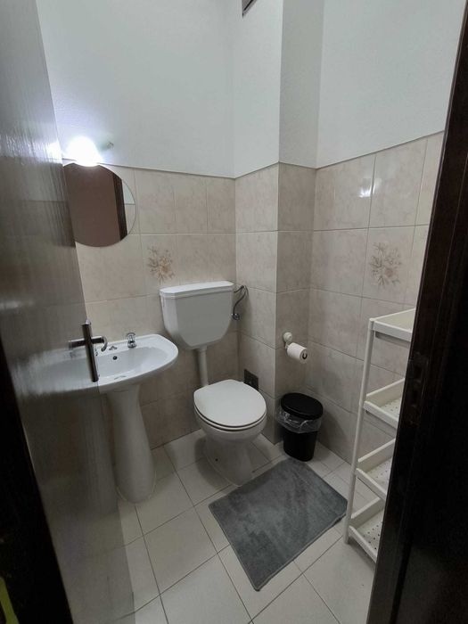 Aluga-se quarto no bairro das Corunheiras