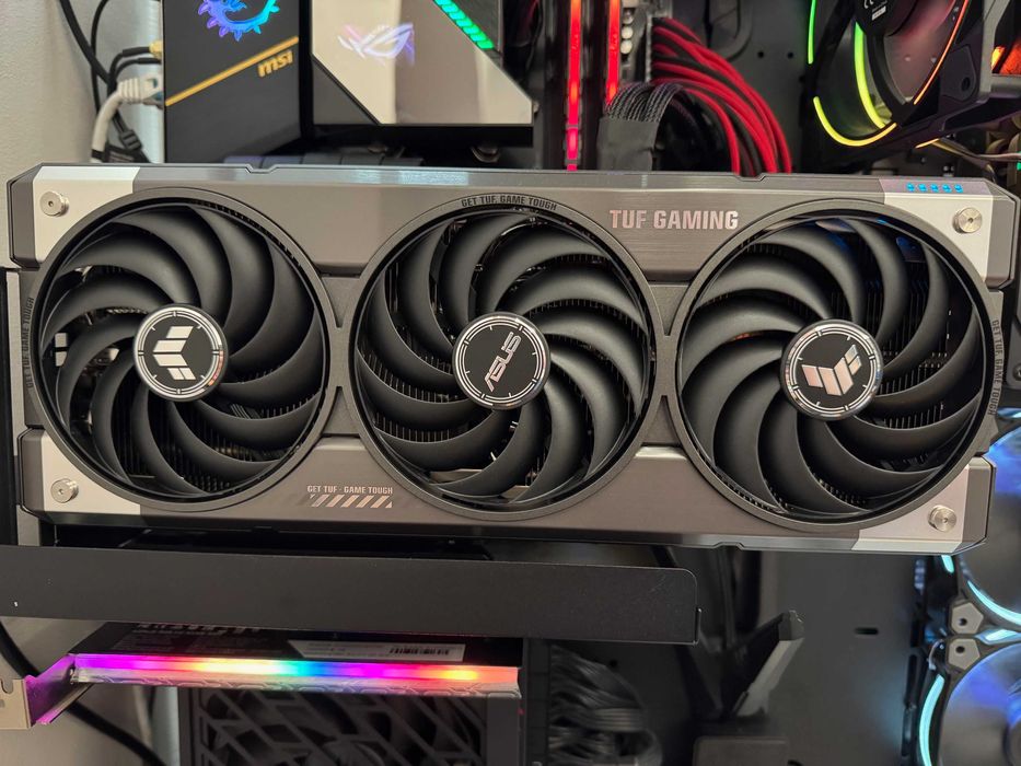 ASUS TUF Gaming RTX 5070 Ti OC 16GB