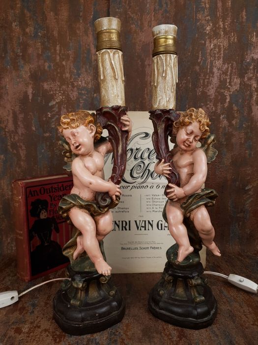 Bonitos Candeeiros de Mesa Vintage