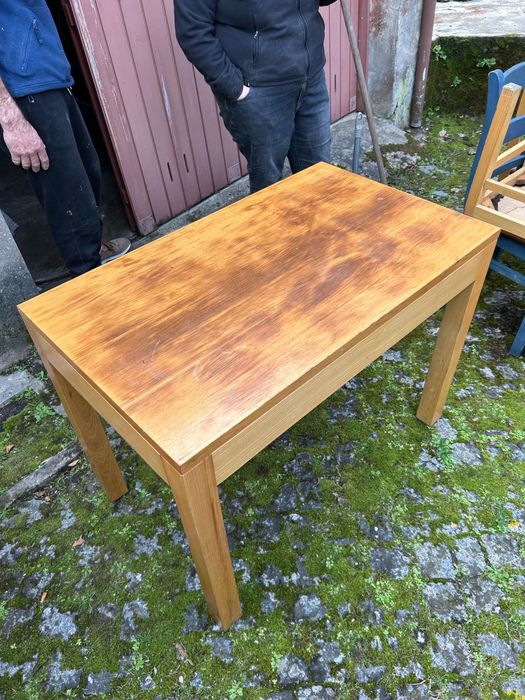 Dining table with 4 chairs64584687052931120