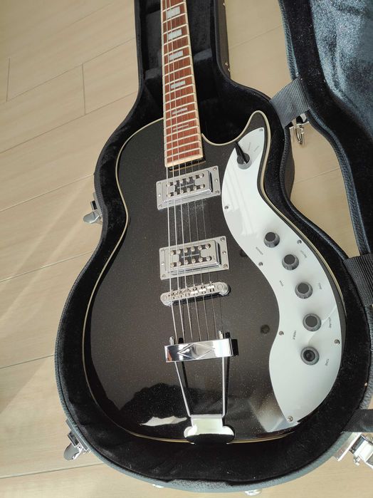 Guitarra Silvertone
