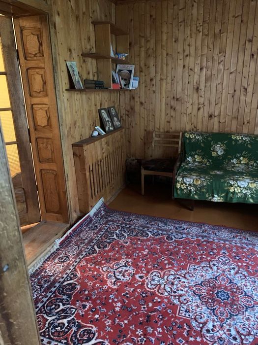 Продам будинок в центрі Борщова