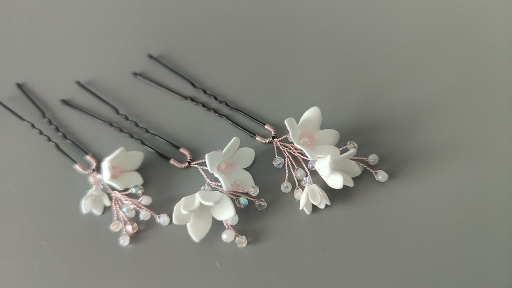 Delikatny komplet ślubny rose white