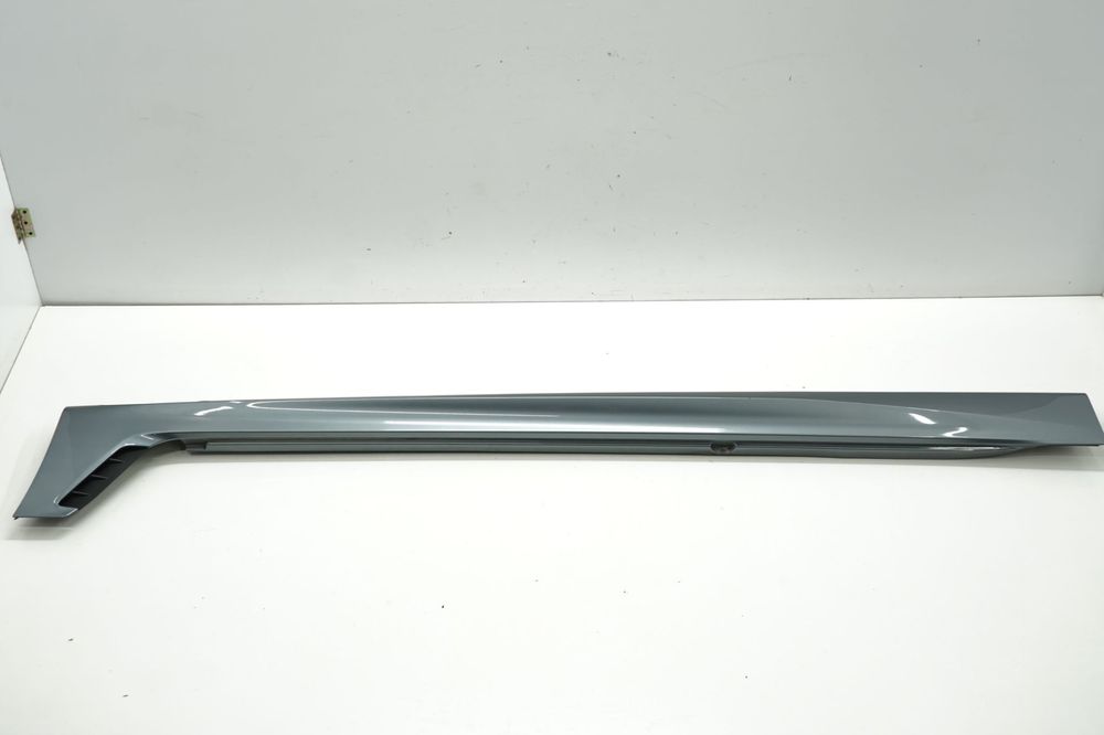 BMW 6 GT G32 M-PAKIET 17R LISTWA PROGOWA PRAWA C2Y 8068184