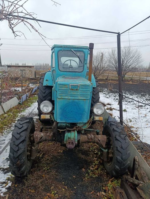 Продам Т-40 на ходу с плугом