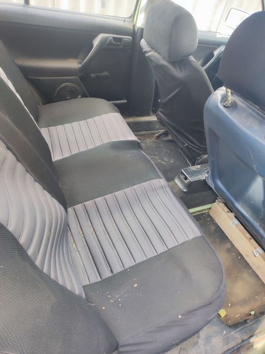 Продам авто на разбор Гольф 3. 1.9  универсал.  Проблеми с доками все