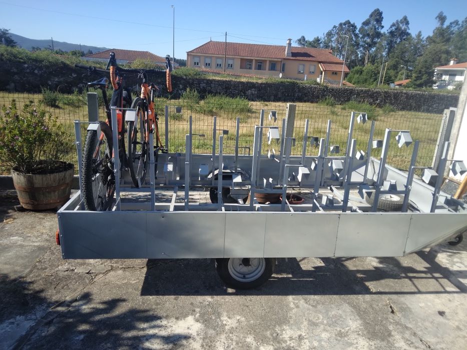 Atrelado transporte de bicicletas