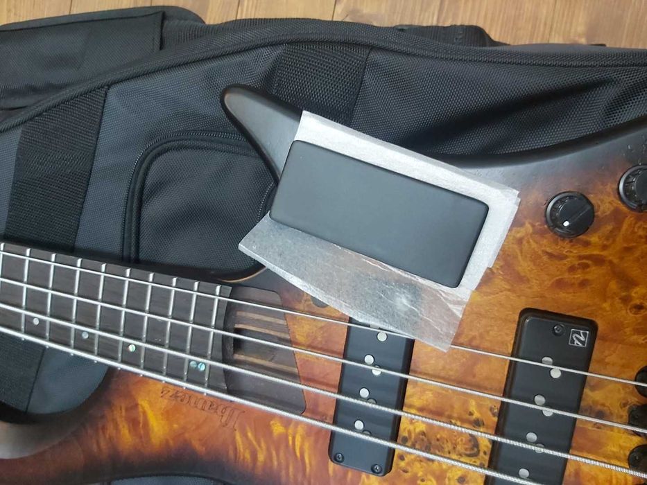 Baixo Ibanez EHB1500-DEF