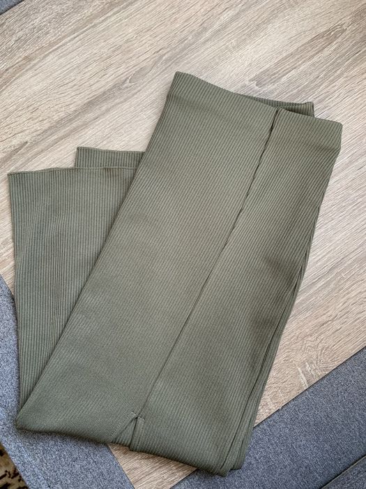 Спідниця міді в рубчик H&M
