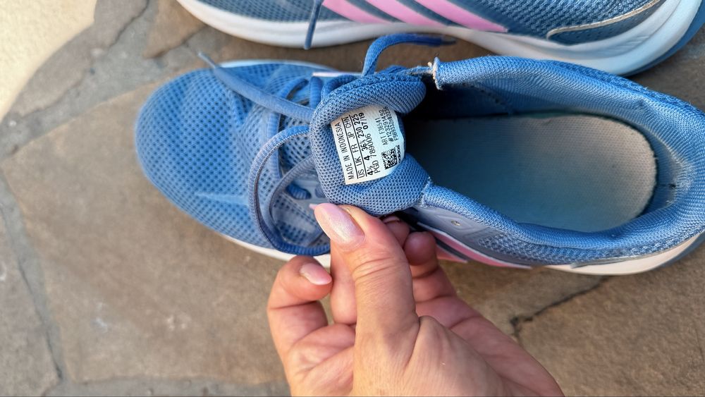 Кросівки спортивні Adidas 36.5pp