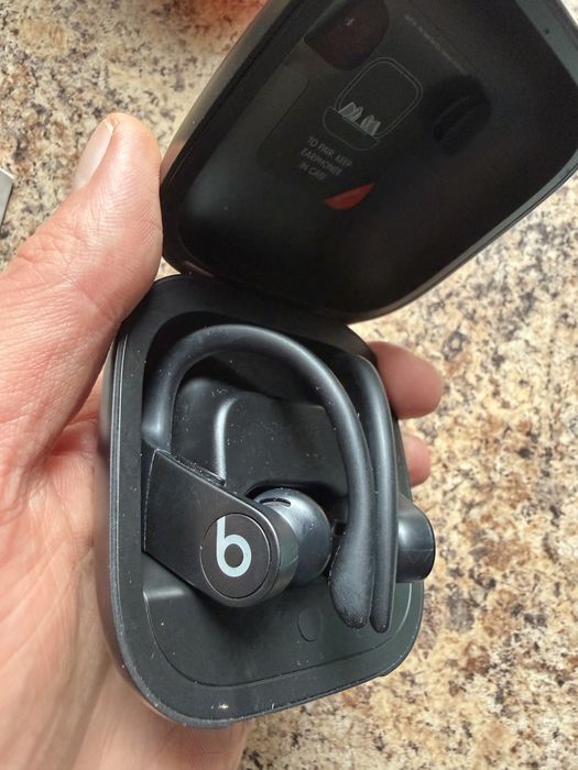 Навушники beats powerbeats pro (дочірня компанія apple)