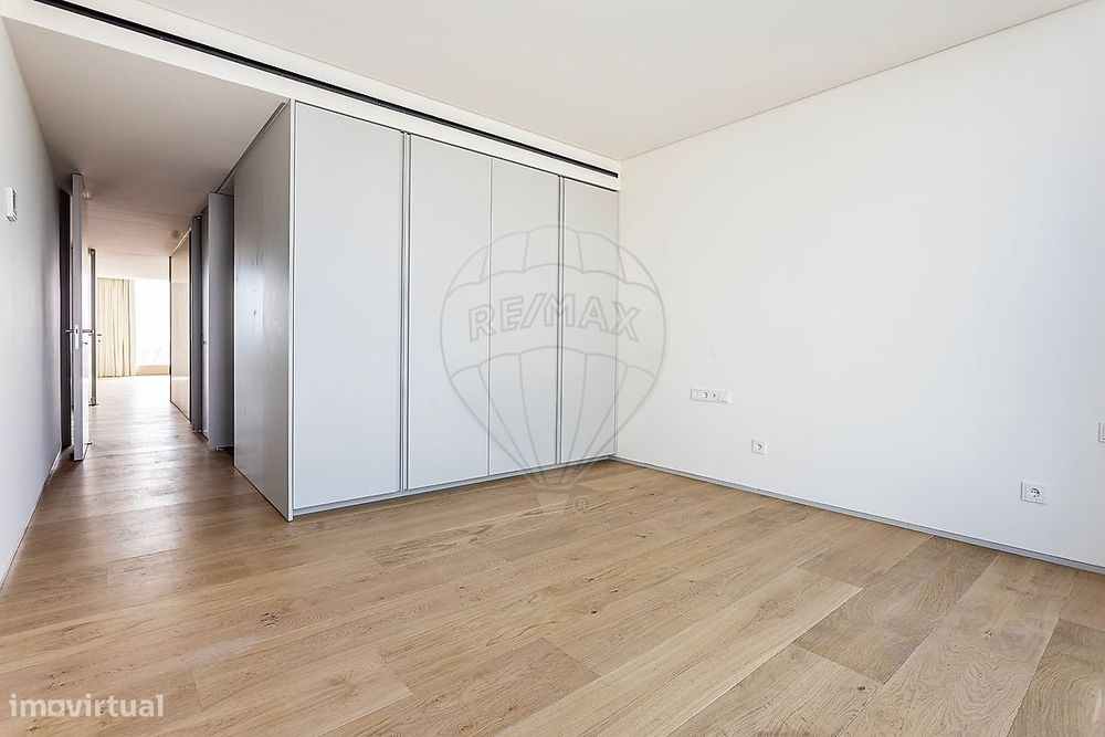 Apartamento T4 para venda