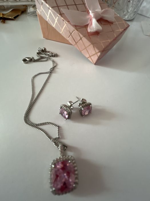 Sprzedam piekną biżuterie