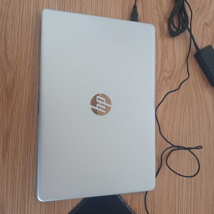 Computador portátil HP i5