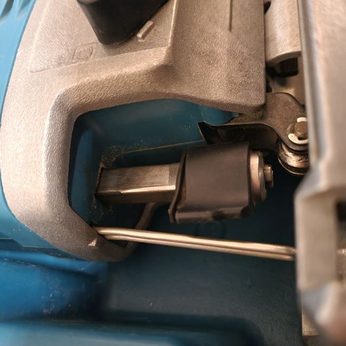 Лобзик Makita JV0600K
