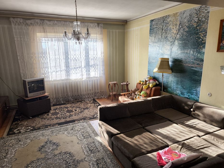 Продається будинок в центрі м.Берегове.