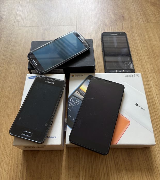 Używane telefony Samsung i Microsoft