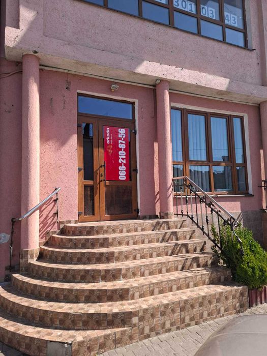 Оренда торгових приміщень в самомому центрі Надвірної!!! Чорновола 9а