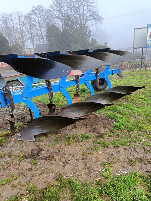 Pług overum 5 skibowy obrotowy