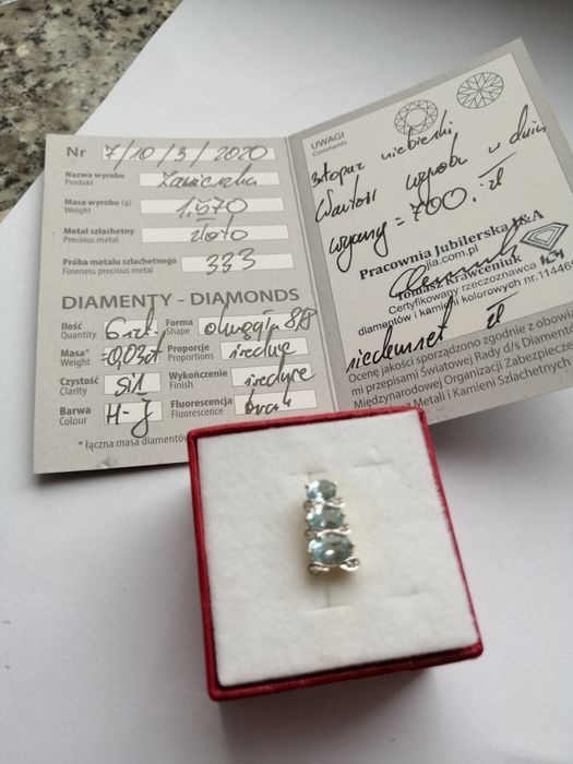 Złota zawieszka z diamentami. Biżuteria, złoto.