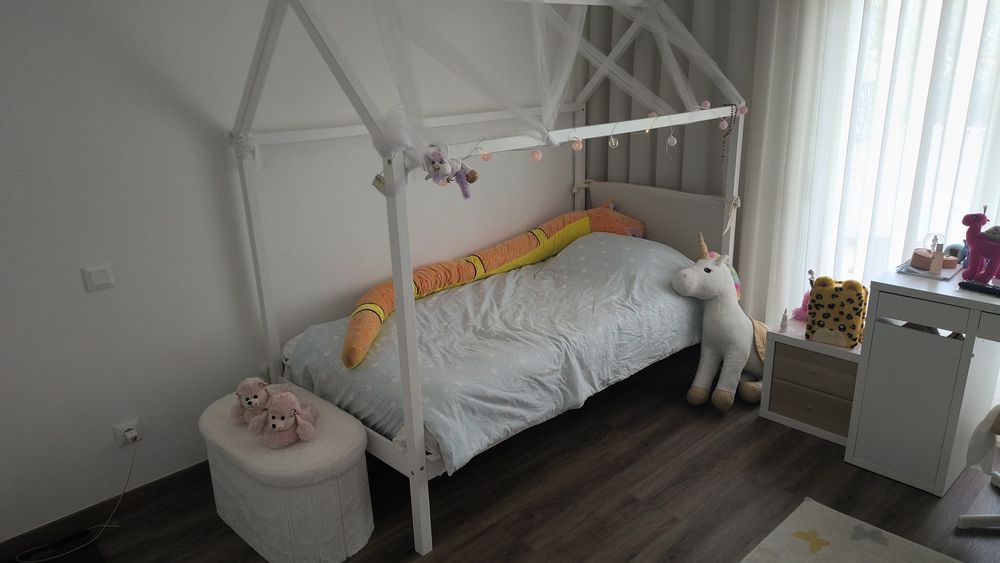 Cama infantil tipo Montessori