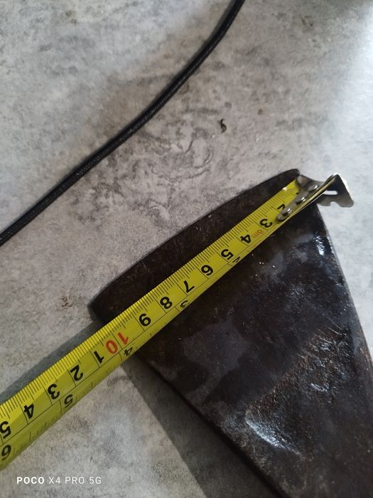 Siekiera / Toporek – Kuta Stal,