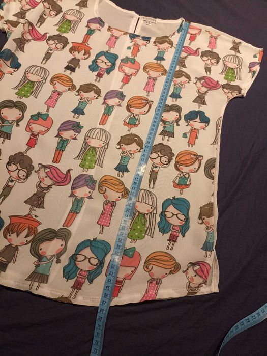 Damski T-shirt z rysunkiem