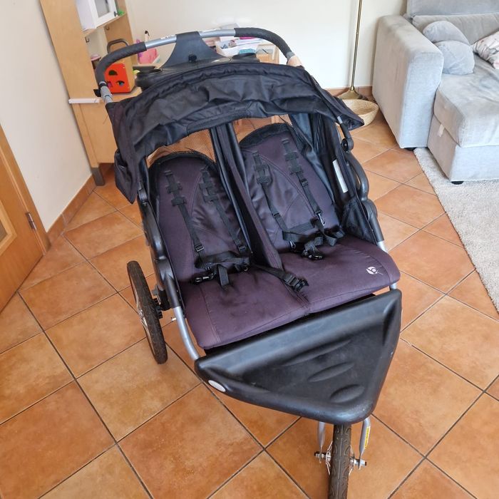 Carrinho bebe gemeos