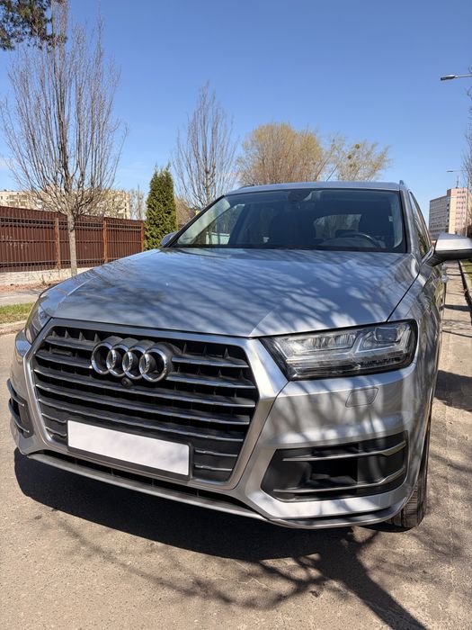Продам Audi Q7 3.0 2017 без дтп