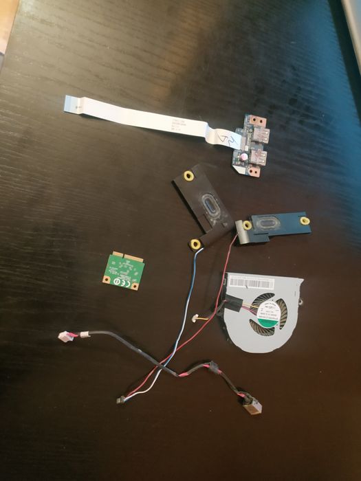 ACER E5-511 по запчастинам