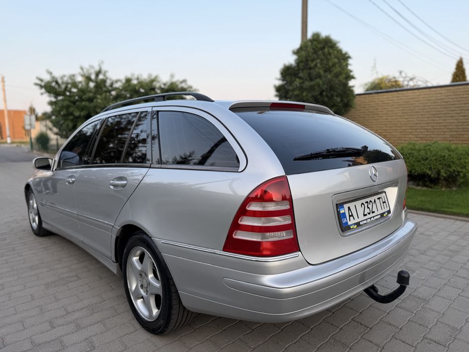 Mercedes C Class w203 на автоматі 1.8  Газ/бенз