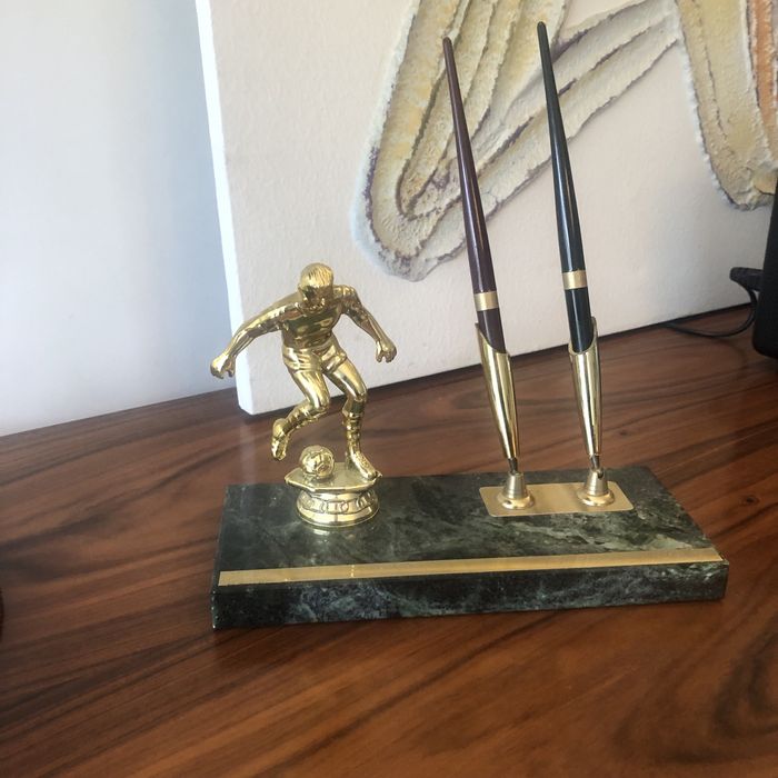 Peça decorativa em mármore