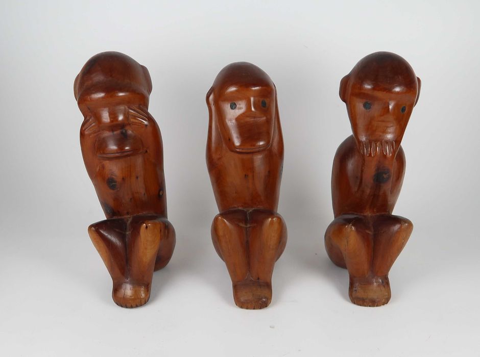 Diversas peças em madeira raiz nogueira, cada