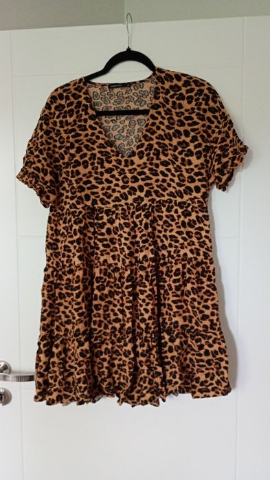 Sukienka w panterkę jak nowa babydoll